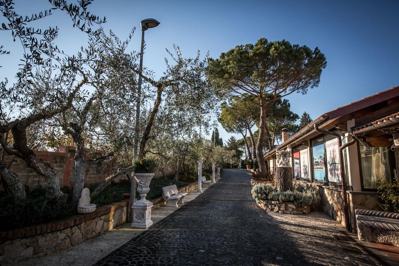 Tenuta Gran Paradiso Otel Palombara Sabina Dış mekan fotoğraf
