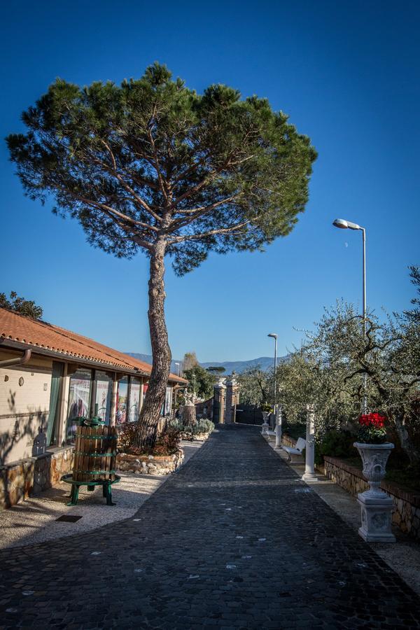 Tenuta Gran Paradiso Otel Palombara Sabina Dış mekan fotoğraf